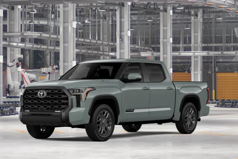 2026 Toyota Tundra Platinum CrewMax photo 1