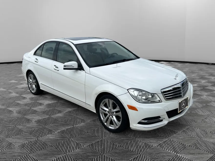 2013 Mercedes Benz C 300 4MATIC photo 1