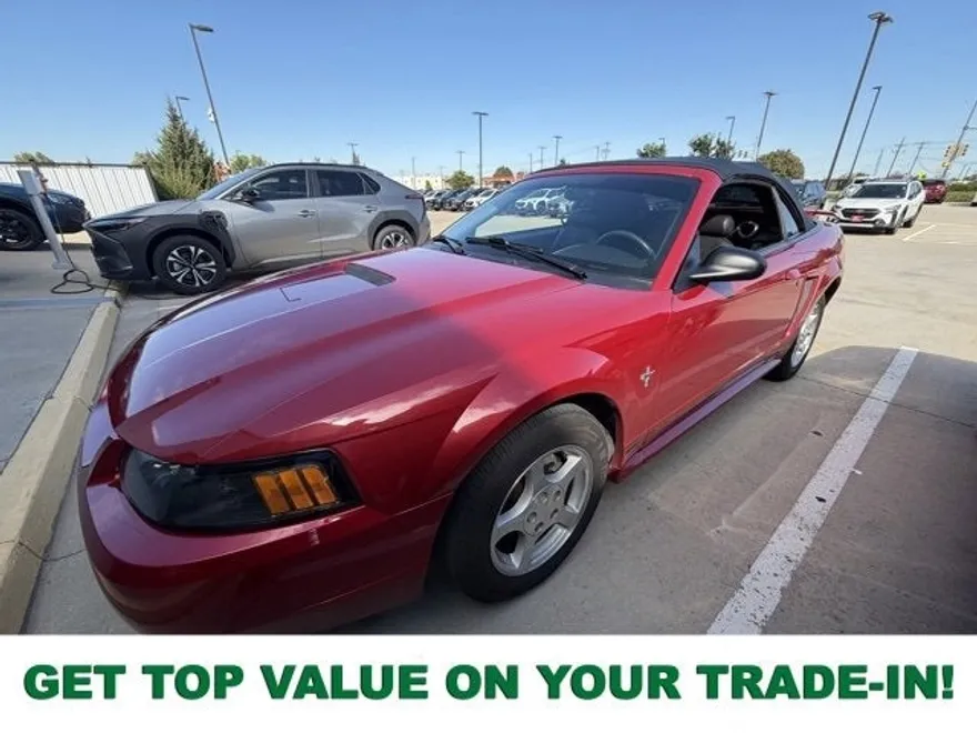 2001 Ford Mustang V6 photo 1