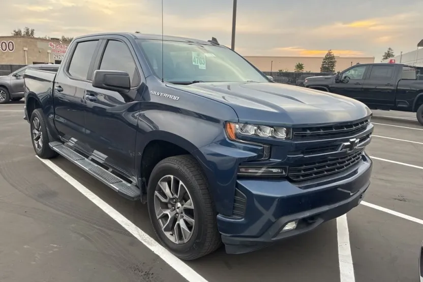 2019 Chevrolet Silverado 1500 RST photo 1