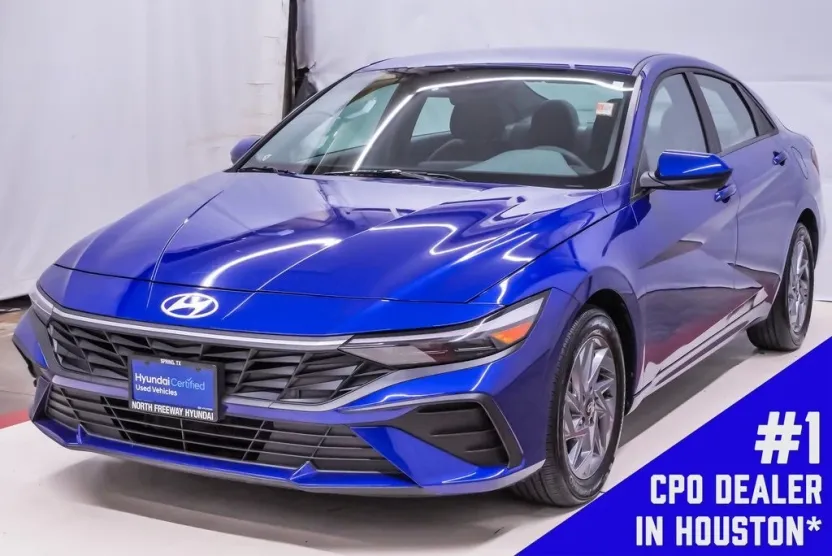 2024 Hyundai Elantra Hybrid Blue photo 1