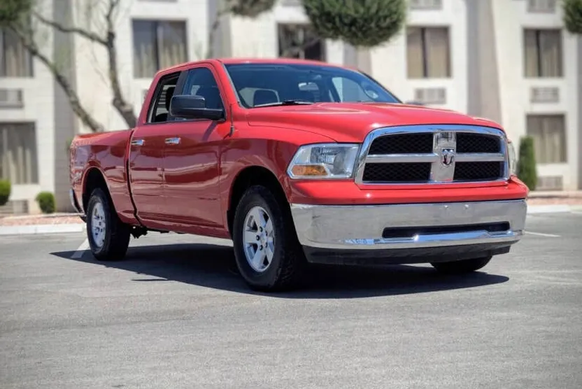 2012 Ram 1500 SLT photo 1
