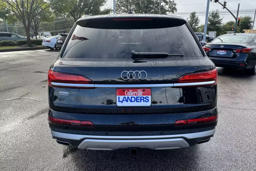 2025 Audi Q7 Premium Plus photo 1