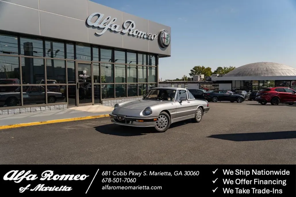 1987 Alfa Romeo Spider QUADRIFOGLIO photo 1