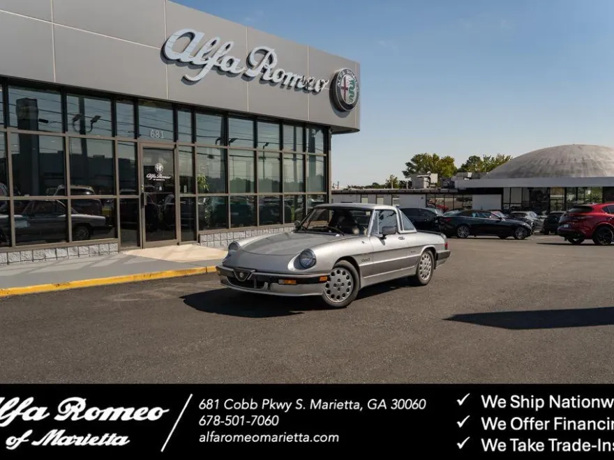 1987 Alfa Romeo Spider QUADRIFOGLIO photo 1