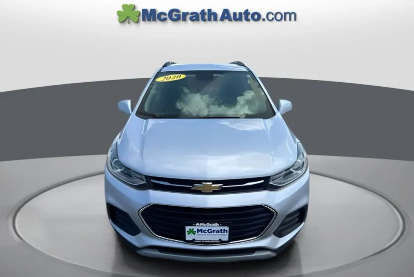 2020 Chevrolet Trax LT photo 1