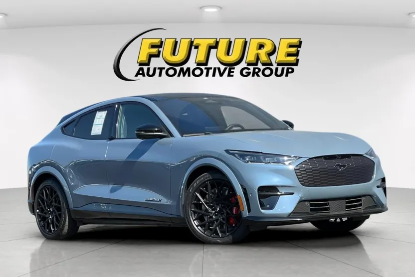 2023 Ford Mustang Mach-E GT photo 1