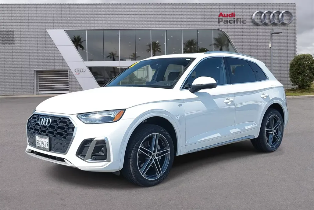2023 Audi Q5 55 Premium S line photo 1