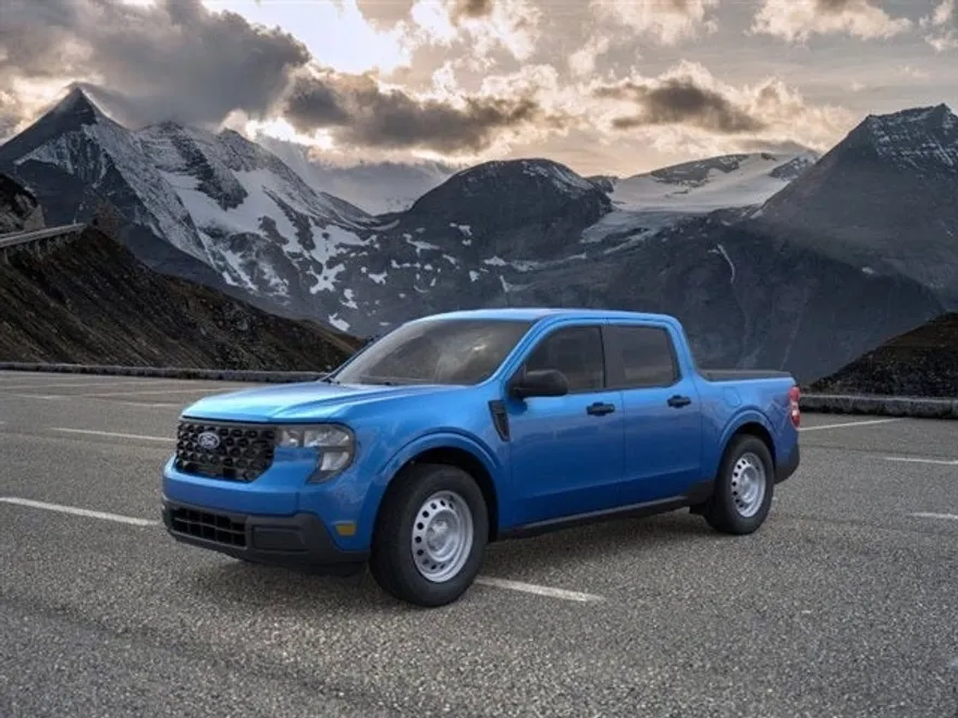2025 Ford Maverick XL photo 1