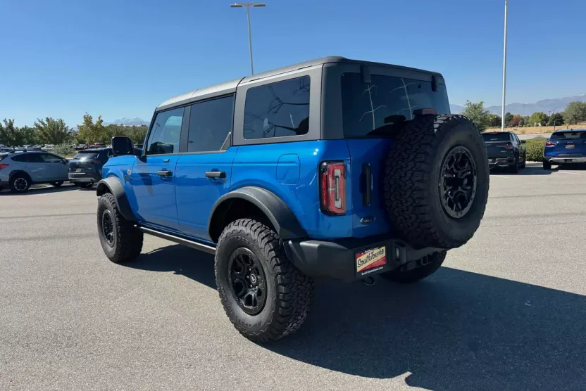 2023 Ford Bronco Wildtrak photo 1