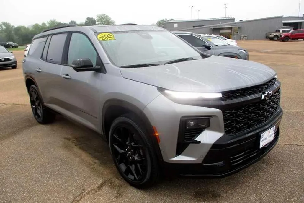 2024 Chevrolet Traverse RS photo 1