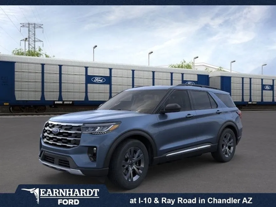 2025 Ford Explorer photo 1