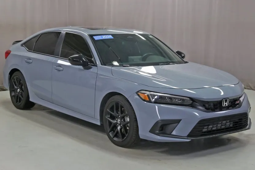 2024 Honda Civic Si photo 1