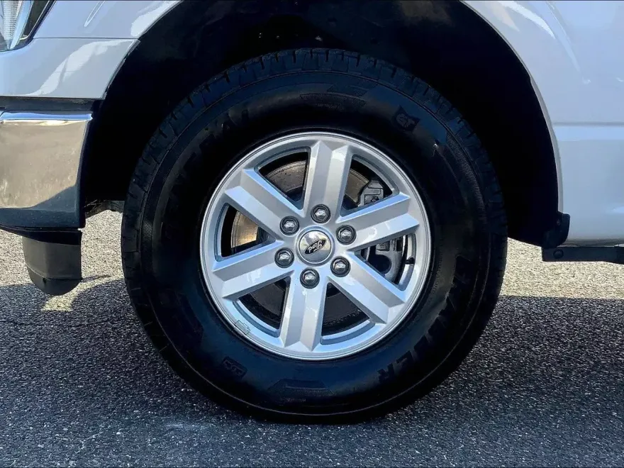 2023 Ford F-150 XLT photo 1