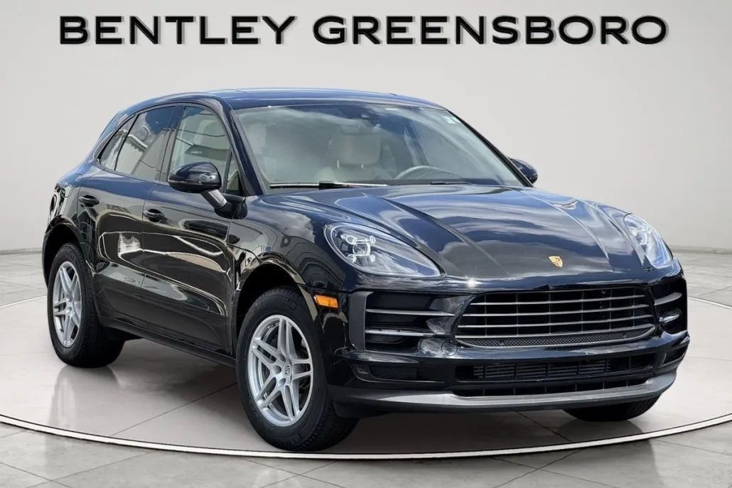 2021 Porsche Macan Base photo 1