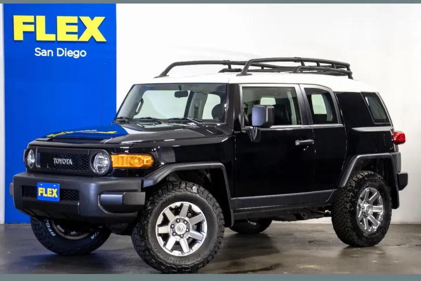 2008 Toyota FJ Cruiser Base photo 1