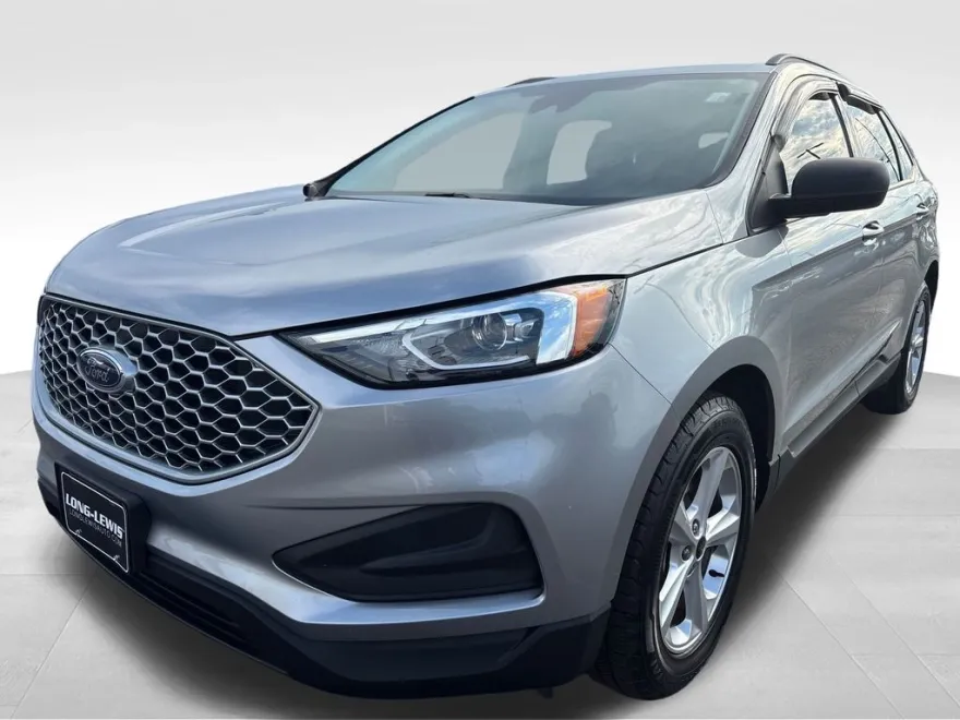 2023 Ford Edge SE photo 1