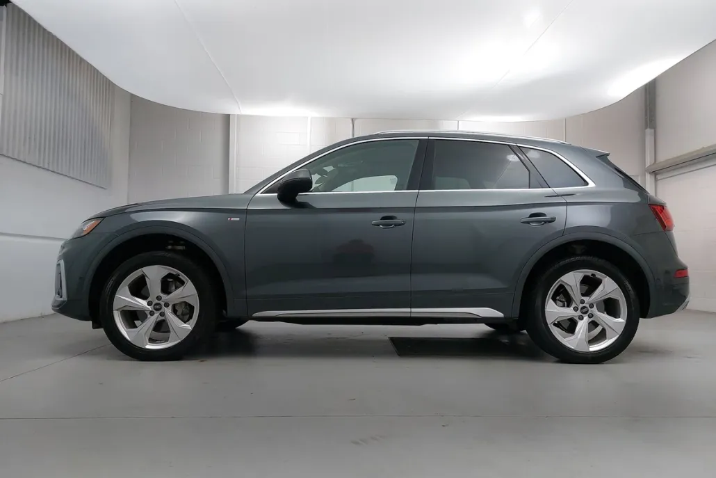 2024 Audi Q5 45 S line Premium photo 1