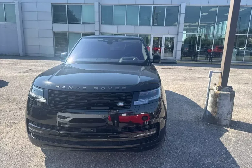 2023 Land Rover Range Rover Autobiography photo 1