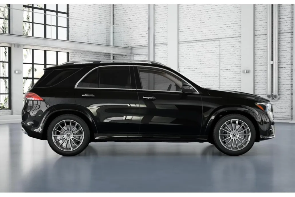 2026 Mercedes Benz GLE 450 4MATIC photo 1