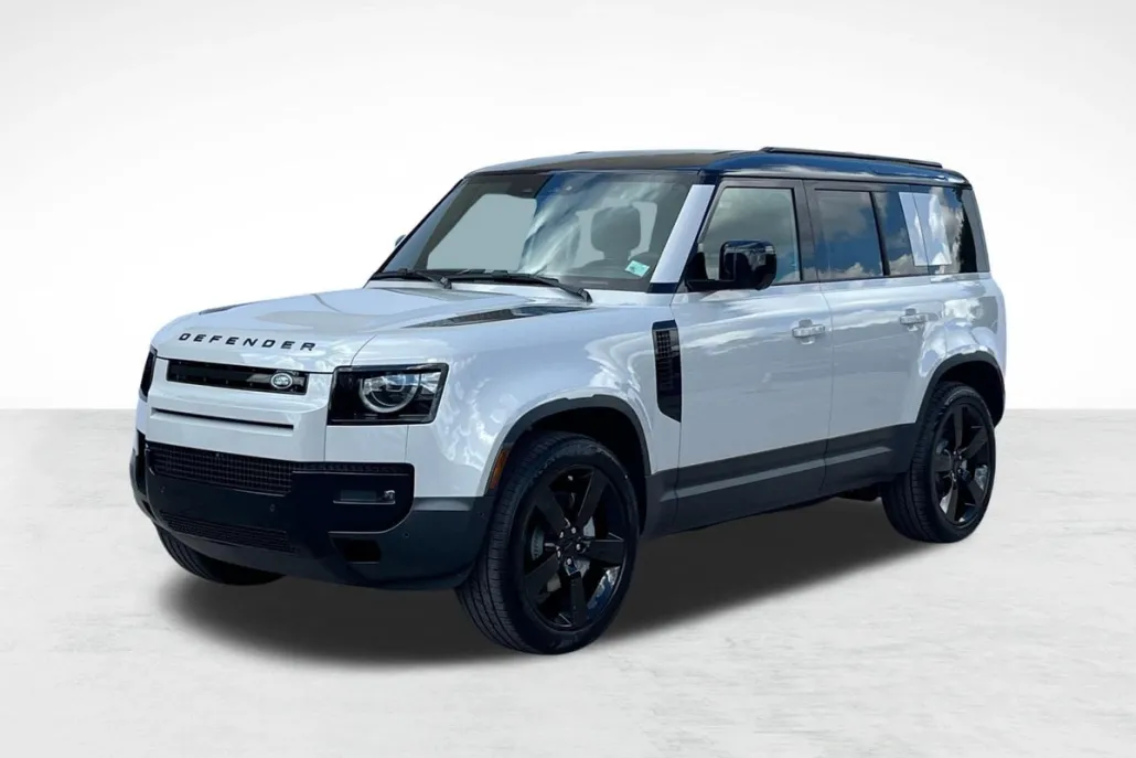 2026 Land Rover Defender 110 S photo 1