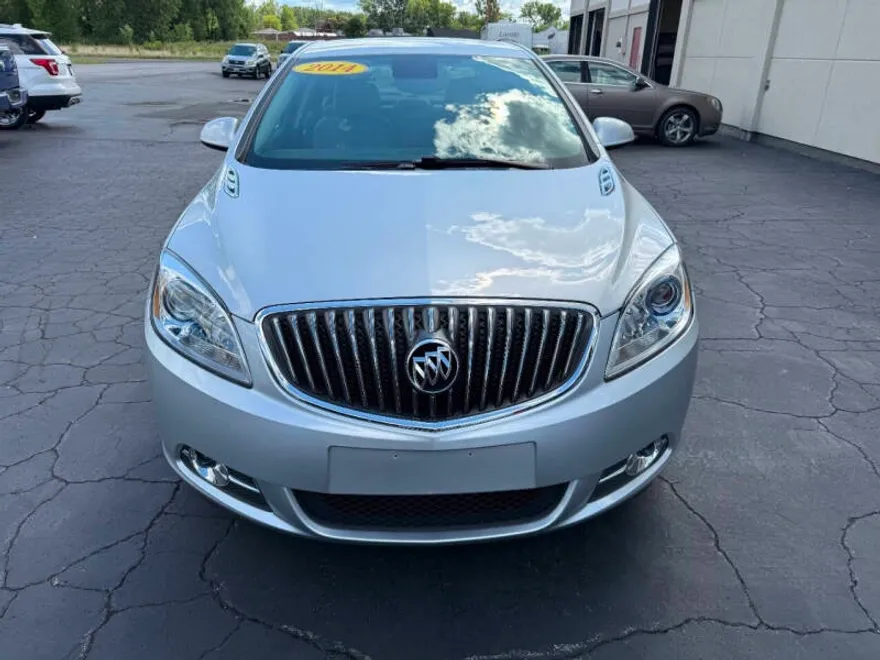 2014 Buick Verano Base photo 1
