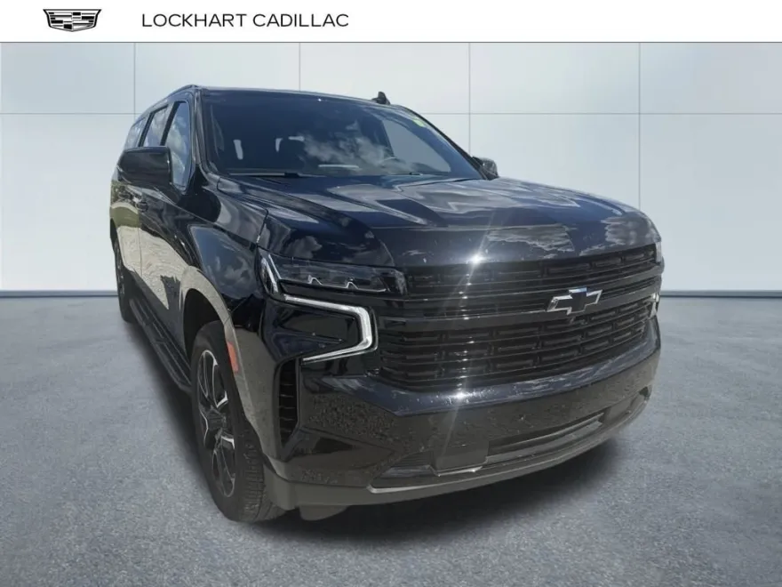 2023 Chevrolet Suburban RST photo 1