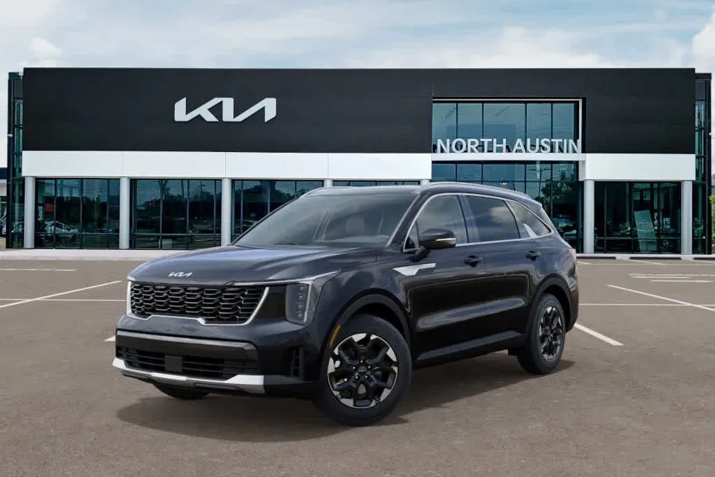 2025 Kia Sorento S photo 1