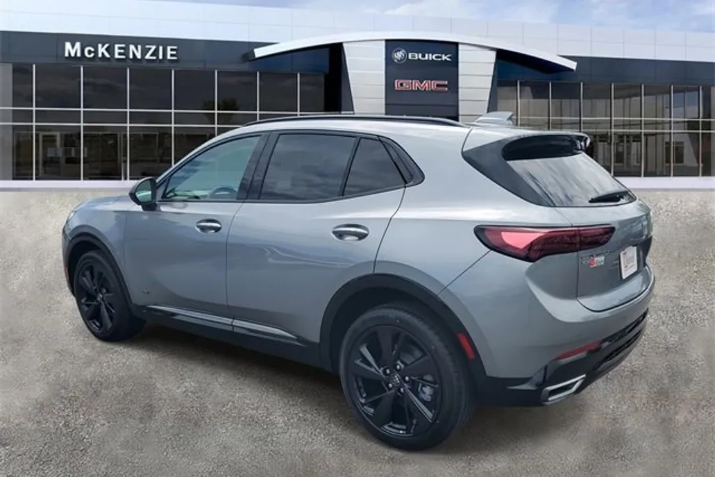 2025 Buick Envision Sport Touring photo 1