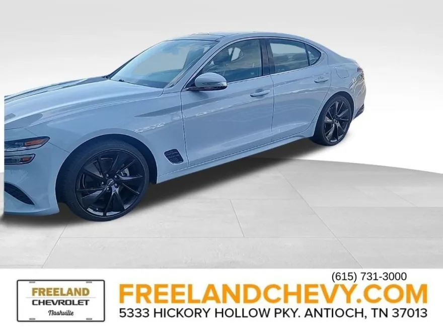 2023 Genesis G70 2.0T photo 1