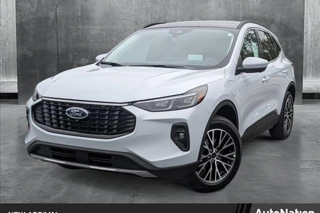 2025 Ford Escape Premium photo 1