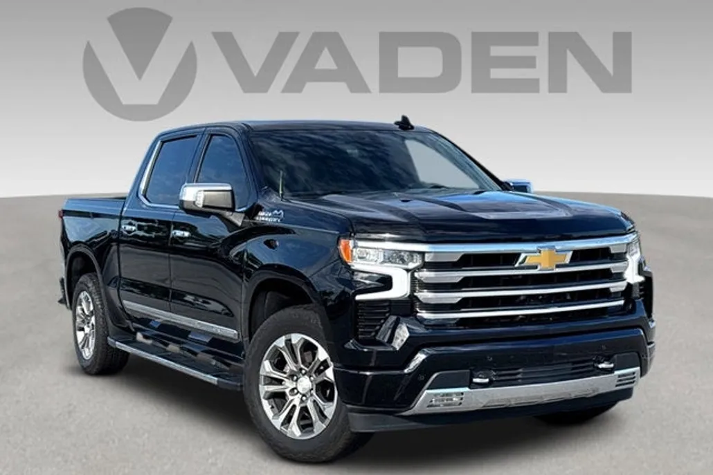 2023 Chevrolet Silverado 1500 High Country photo 1