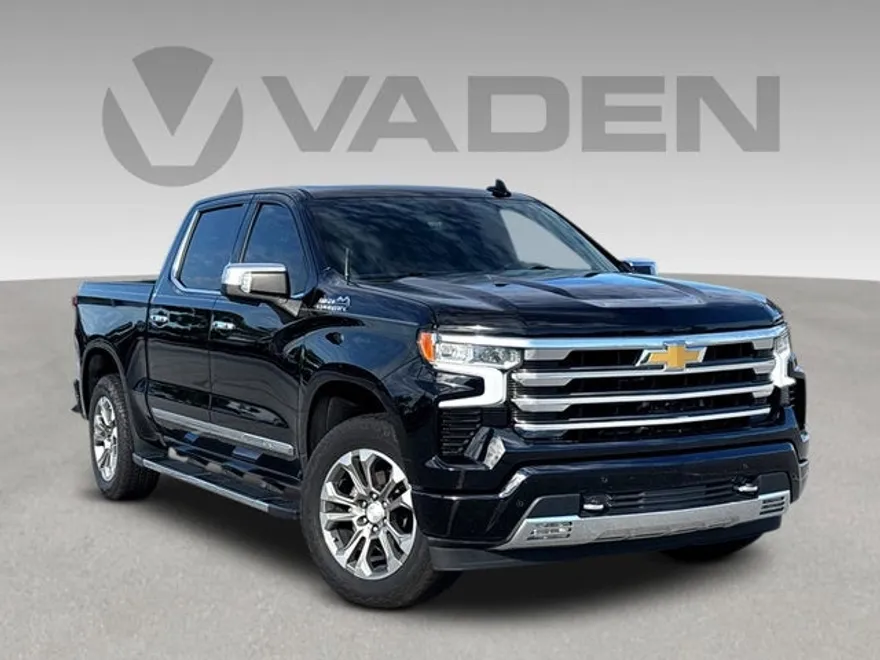 2023 Chevrolet Silverado 1500 High Country photo 1