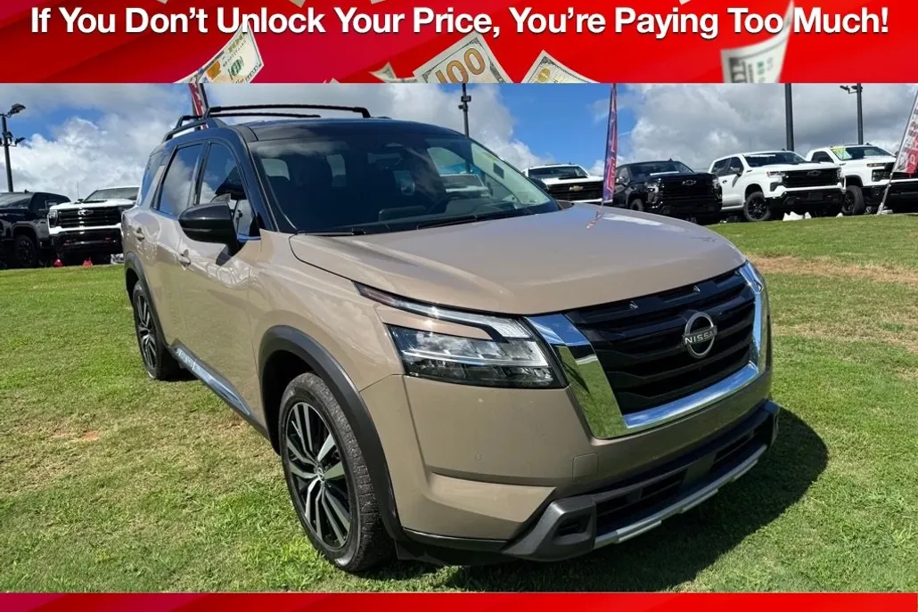 2023 Nissan Pathfinder Platinum photo 1