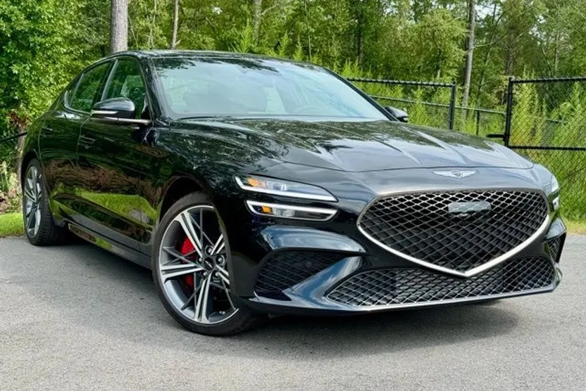 2025 Genesis G70 3.3T Sport Advanced photo 1