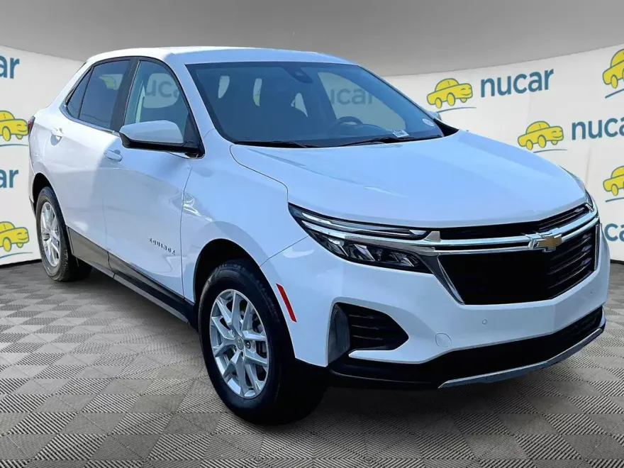 2023 Chevrolet Equinox LT photo 1