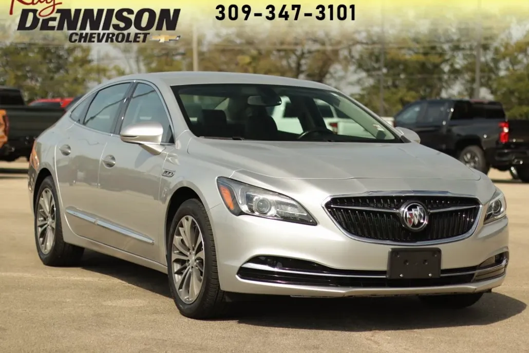 2018 Buick LaCrosse Essence photo 1