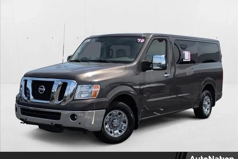 2019 Nissan NV3500 photo 1