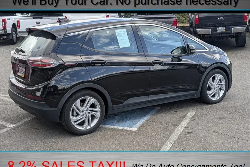 2023 Chevrolet Bolt EV 1LT photo 1