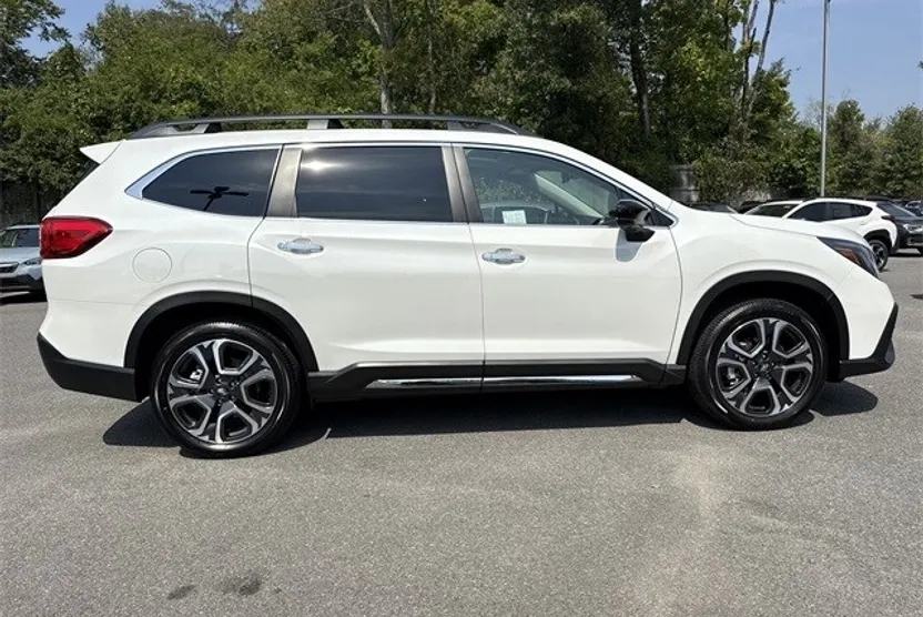 2025 Subaru Ascent Touring photo 1