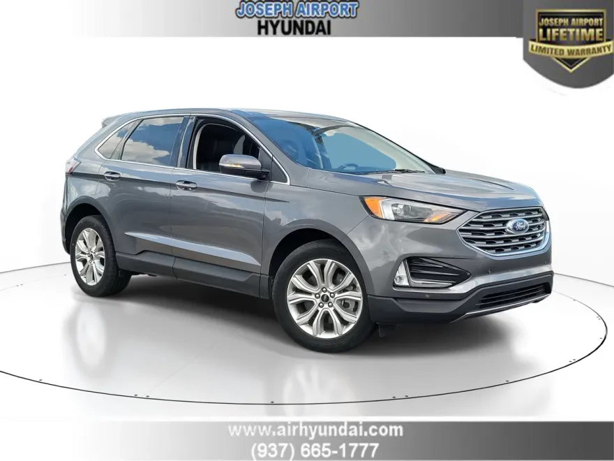 2024 Ford Edge Titanium photo 1
