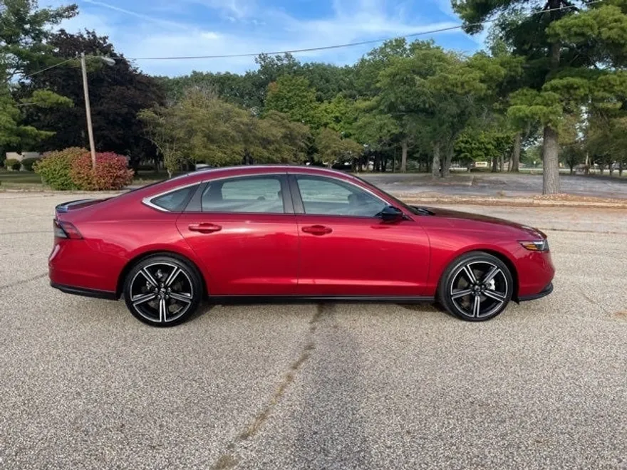 2024 Honda Accord Hybrid Sport photo 1