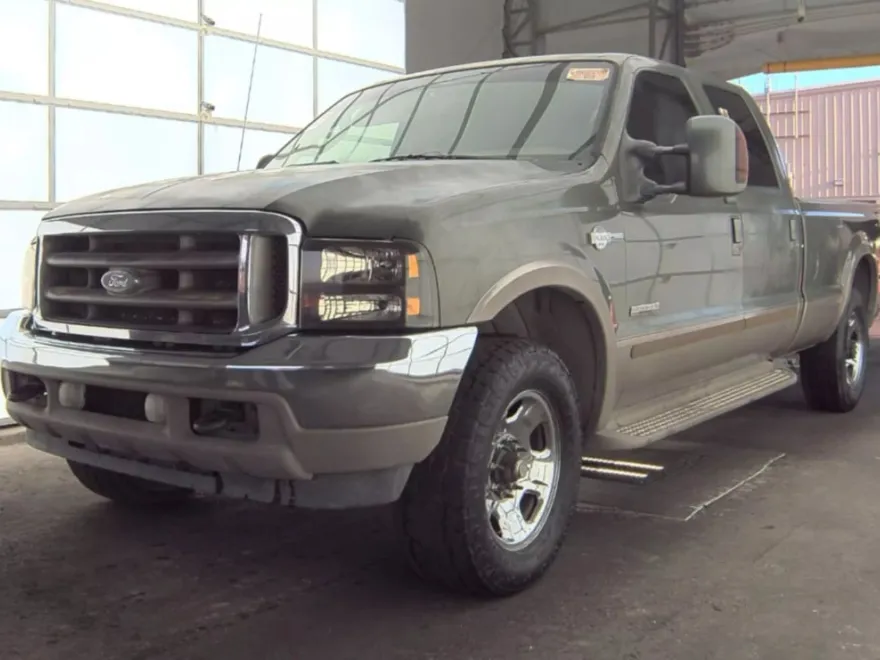 2004 Ford F-250 Lariat photo 1