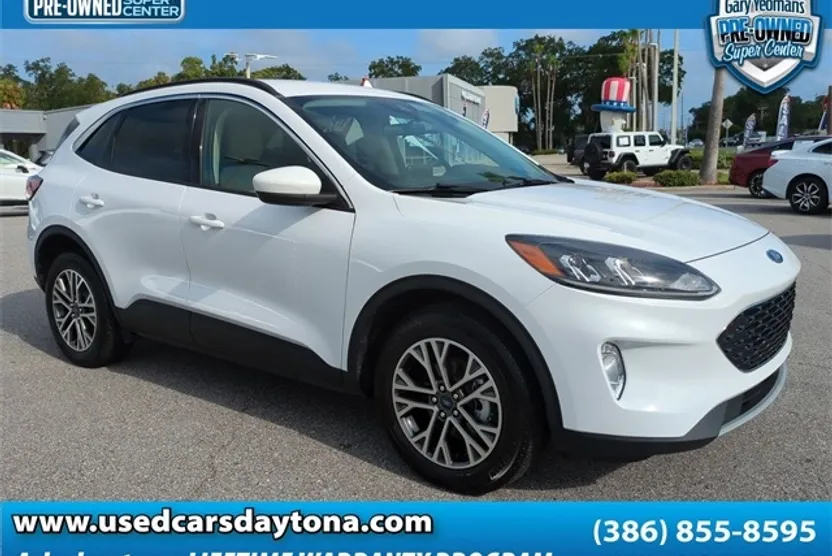 2020 Ford Escape SEL photo 1