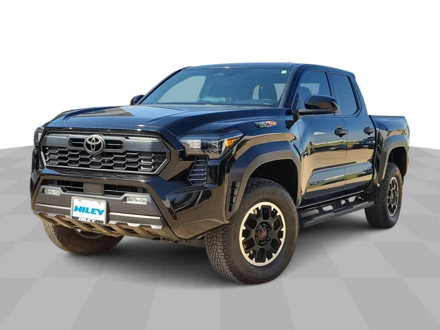 2024 Toyota Tacoma SR5 photo 1
