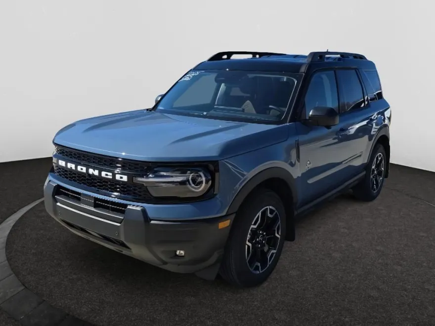 2025 Ford Bronco Sport Outer Banks photo 1