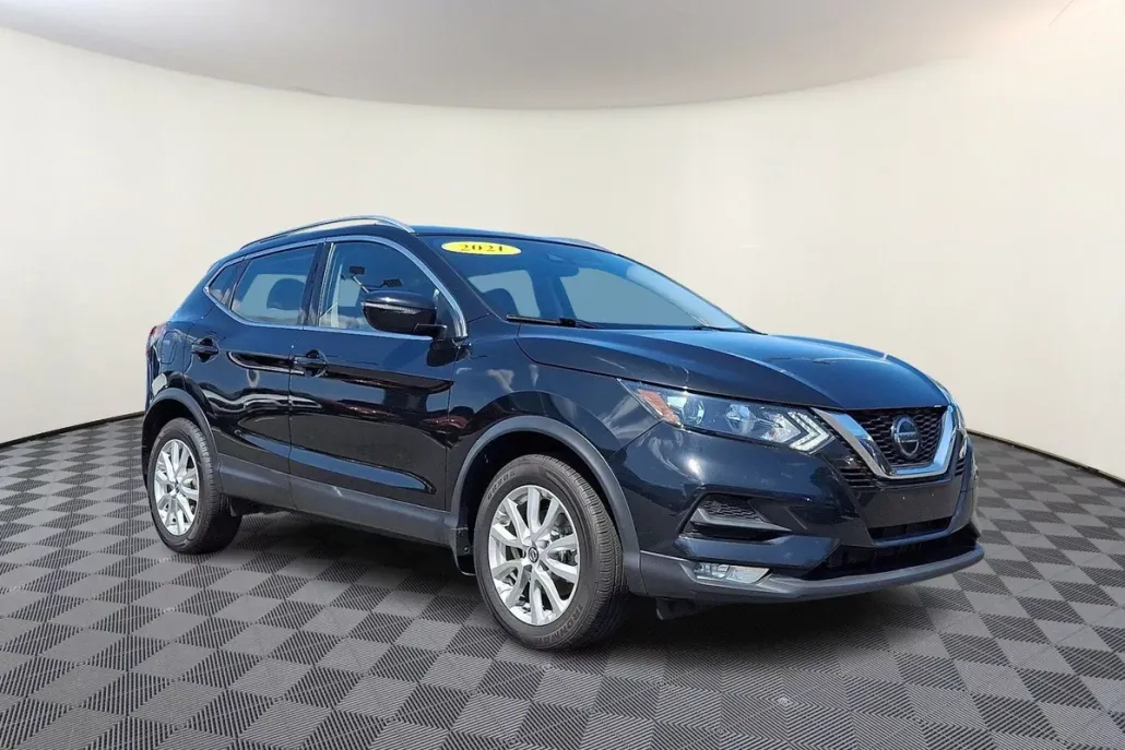 2021 Nissan Rogue Sport SV photo 1