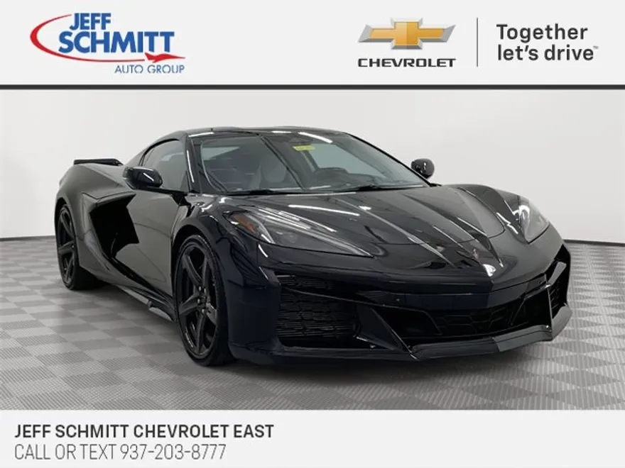2024 Chevrolet Corvette E-Ray 3LZ photo 1