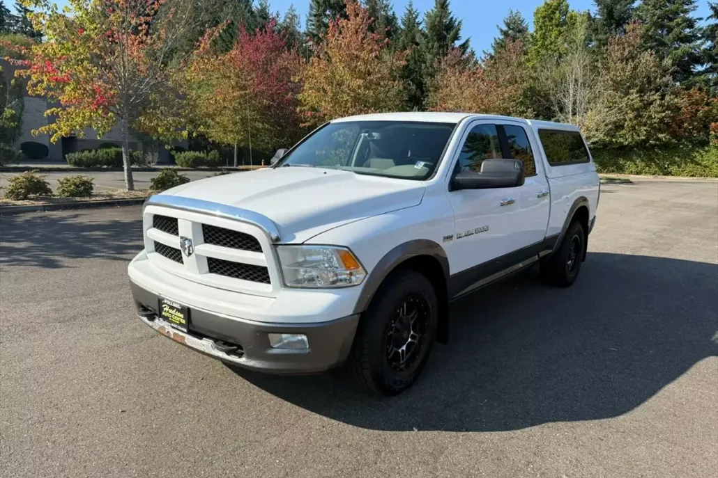 2012 Ram 1500 SLT photo 1