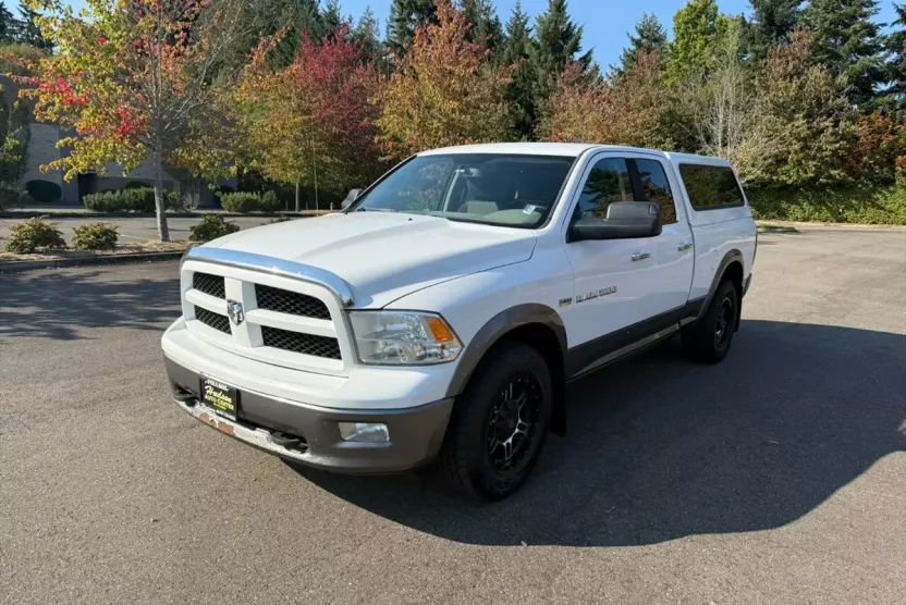 2012 Ram 1500 SLT photo 1